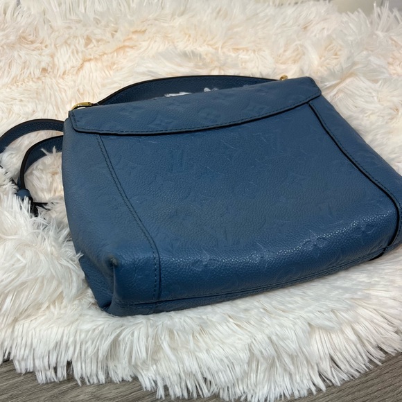 Louis Vuitton Monogram Empreinte Blanche BB - Picture 11 of 16